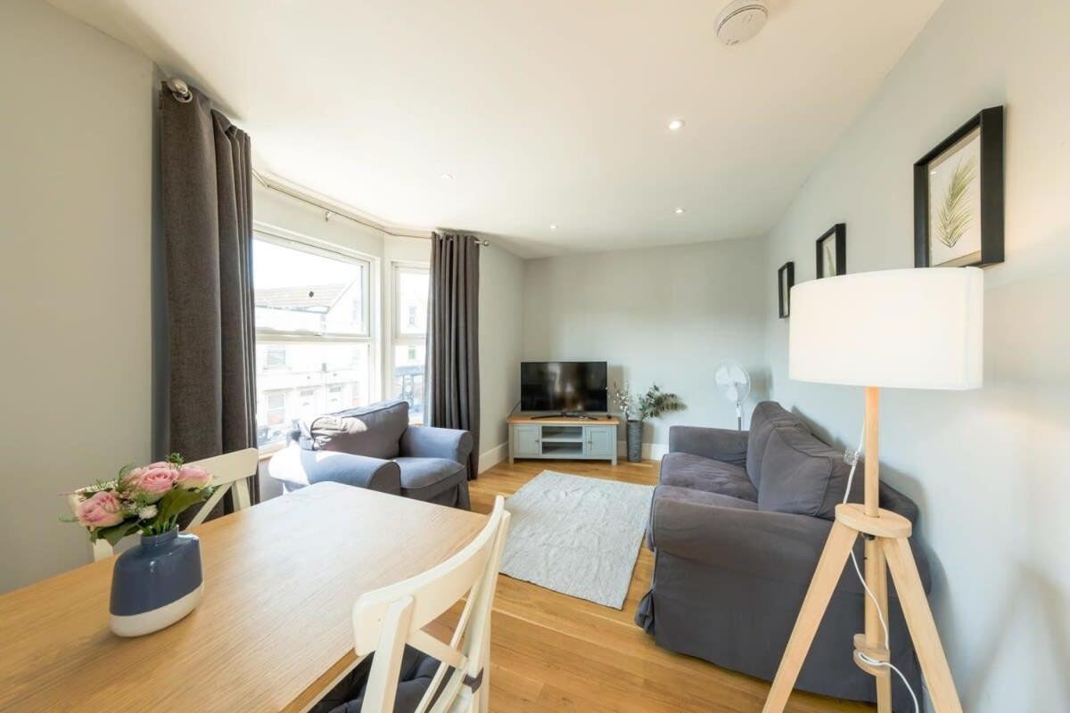 North Street - 2 Bedroom Apartment - Hopewell Бристоль Екстер'єр фото